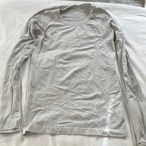 Lululemon Swiftly, white with sparkle, size 8